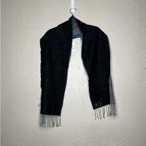 Elegant Calvin Klein Scarf - Perfect Accessory